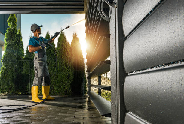 Best Driveway Pressure Washing  in Elyria, OH